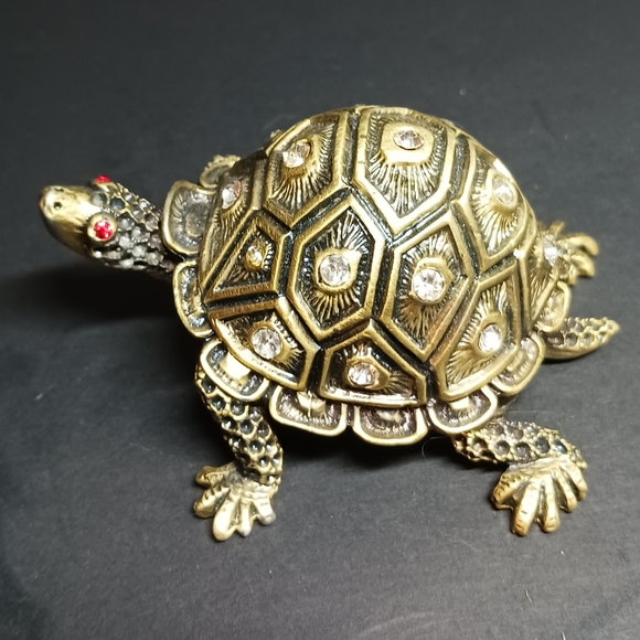 Vintage Rhinestone and Enamel Turtle Trinket Box - Picture 3 of 6